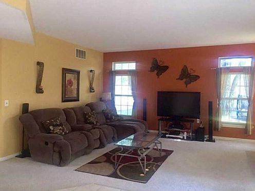 4th image of 7168 Bradford Woods Way
