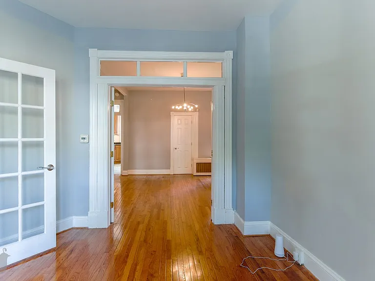 742 Harvard St NW — Photo 11