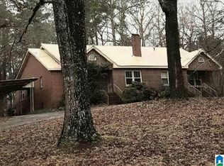 952 Cogswell Ave, Pell City, AL 35125