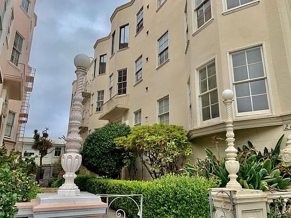 3rd image of 2855 Polk St APT 303