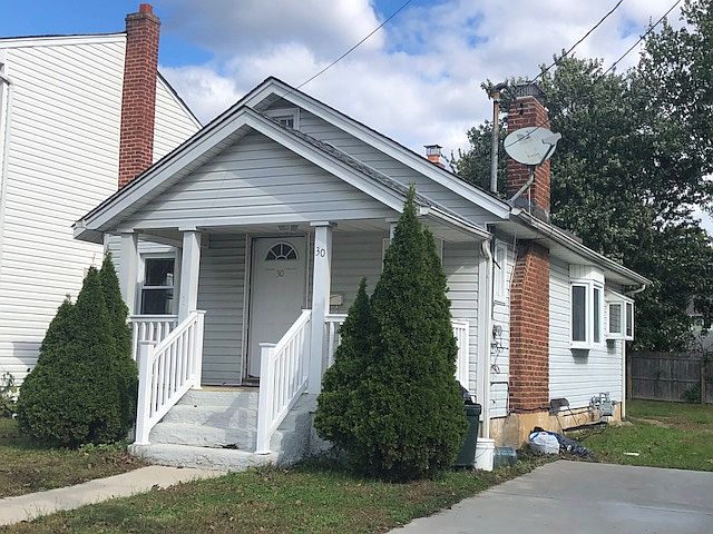 2nd image of 30 Western Blvd
