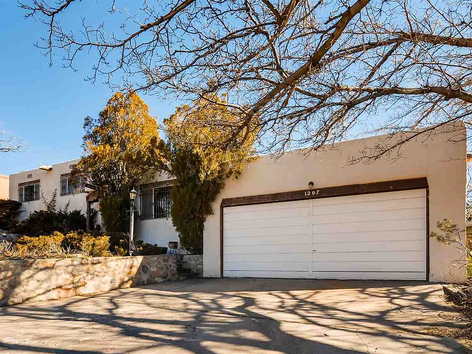 1st image of 1207 Placita Loma