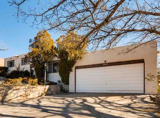 1207 Placita Loma, Santa Fe, NM 87501