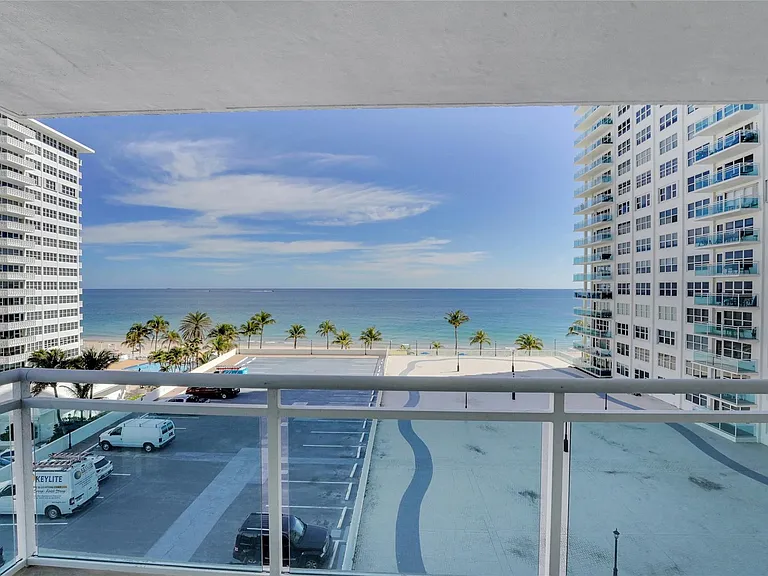 3900 Galt Ocean Dr #511 — Photo 26