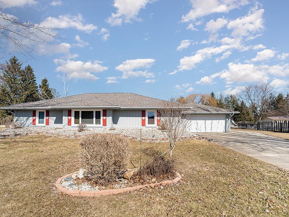 1st image of 525 Norton Gibbs Dr