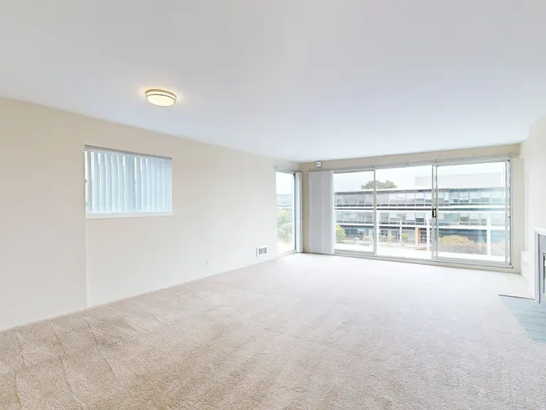 59 Lupine Ave #205 — Photo 2