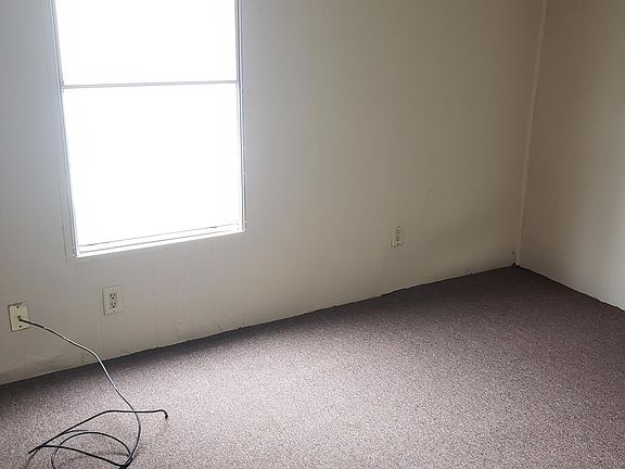 5th image of 19 Town Mills Mobile Home Park