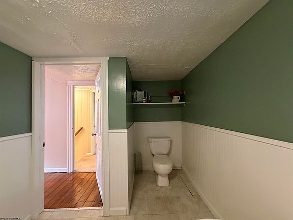 21st image of 2494 Seng Run Rd