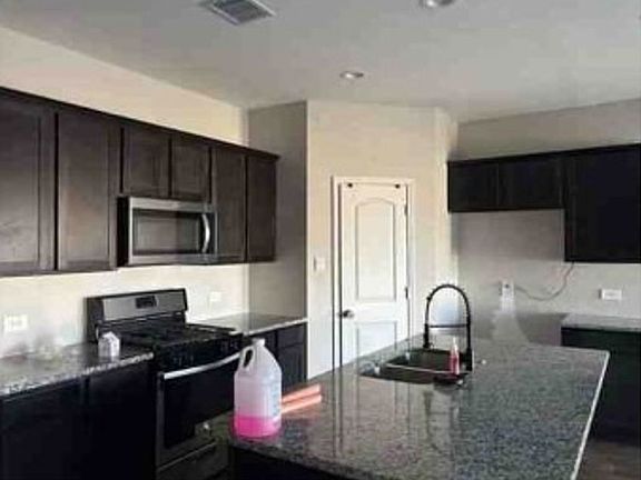 4th image of 20300 Portbec Dr