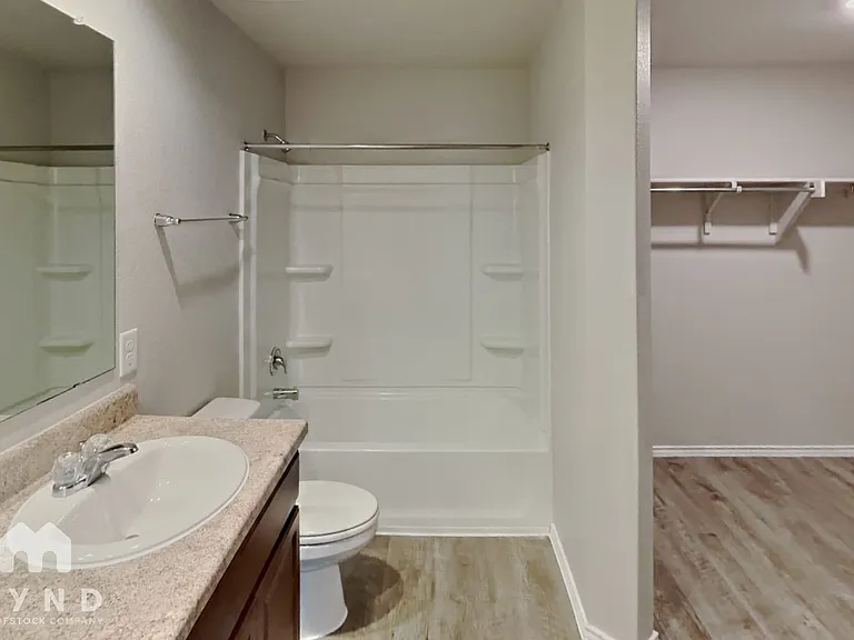 12920 Cicely Ct — Photo 9