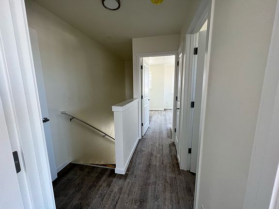 3rd image of 611 Anderson Ct S #H