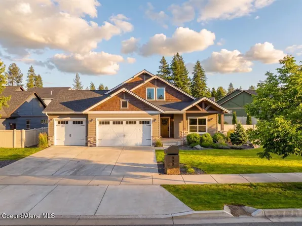 999 E Hurricane Dr, Hayden Lake, ID 83835