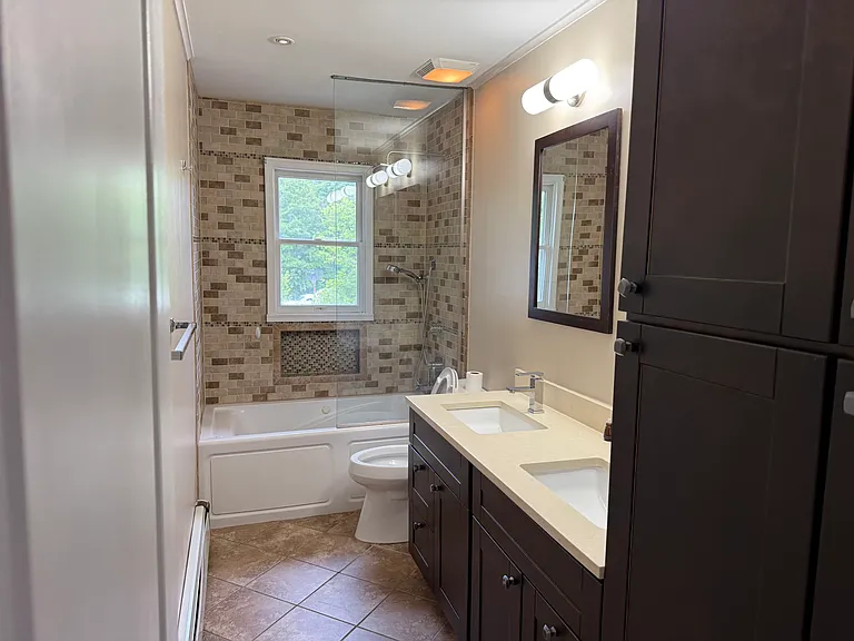 266 Edward Ave #2 — Photo 5