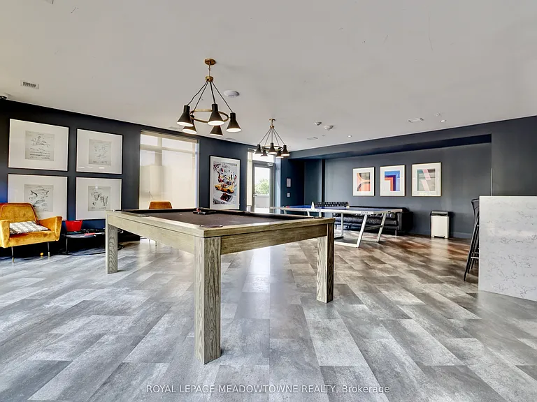 15 Glebe St #1304 — Photo 40