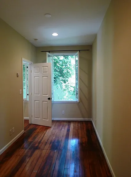 8 Esther St #11 — Photo 5