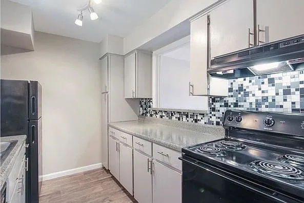 1231 Cavender Dr #104 — Photo 5