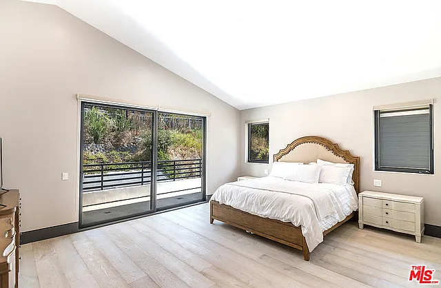 2122 Castle Heights Ave — Photo 32