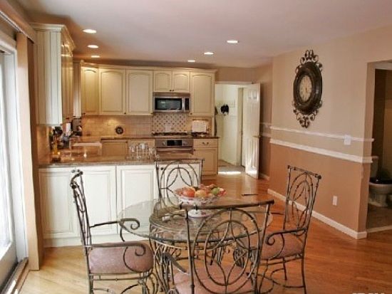 5th image of 6 Belknap Dr