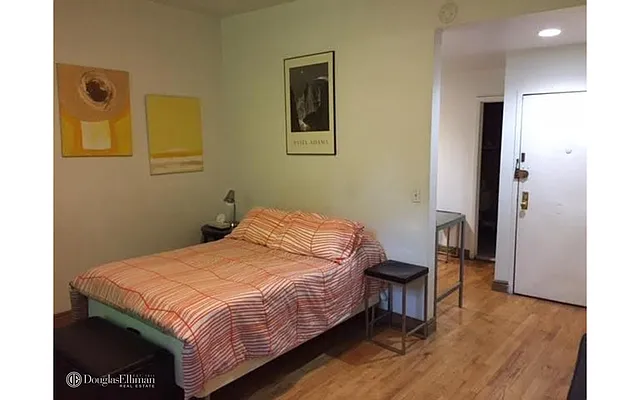 Rented by Douglas Elliman | media 17