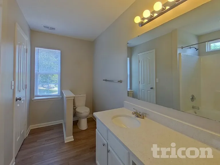12724 Deaton Hill Dr — Photo 10
