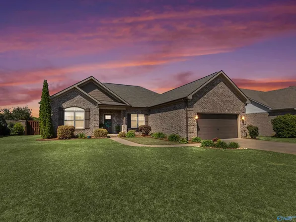 22945 Oakdale Ridge Ln, Athens, AL 35613