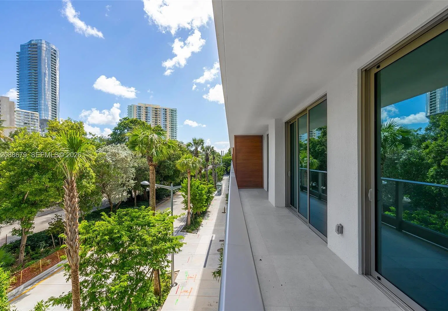 2 bed, 2.0 bath, $12,000 — Photo 4