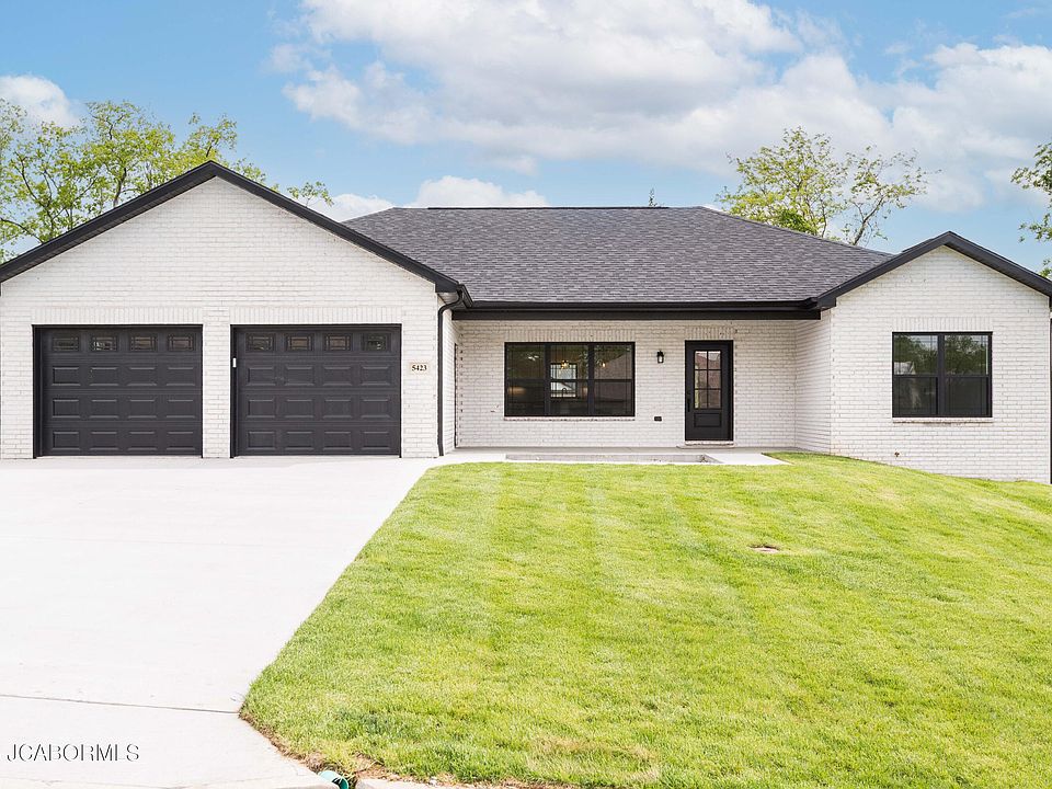 1st image of 5423 Kenview Dr