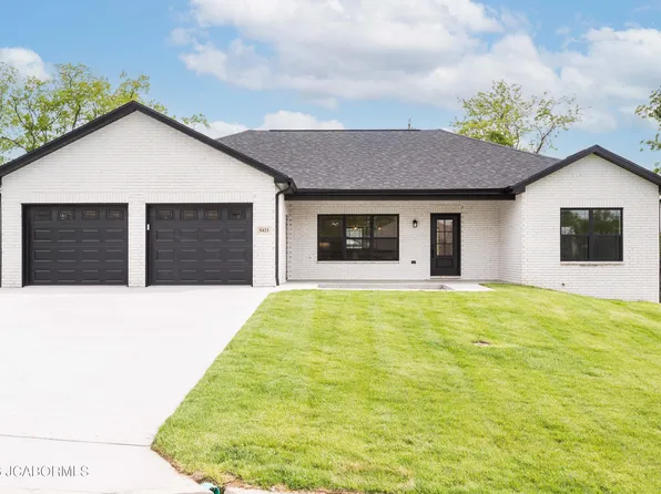 5423 Kenview Dr, Jefferson City, MO 65109