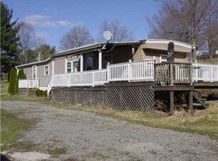 720 Harmony Baptist Rd, New Castle, PA 16101