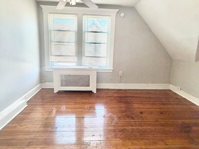 64 Stanley St #3AA — Photo 6