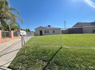 2012 Jessie St, Bakersfield, CA 93305