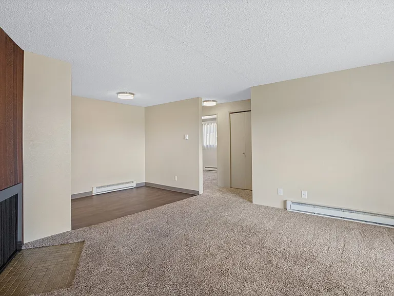 2x1 - Living Room