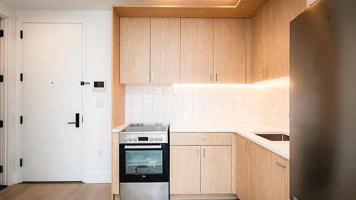 Rented by Nooklyn NYC LLC | media 7