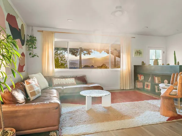 80 Watkins Way, Oak View, CA 93022