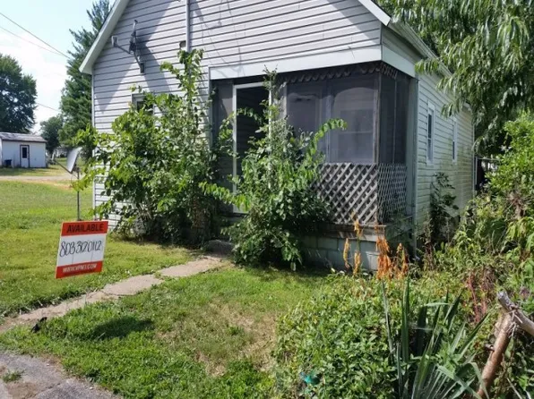918 Fairmont St, Bridgeport, IL 62417