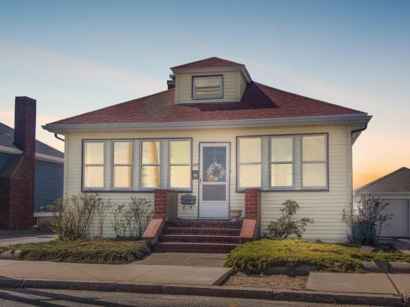 829 Shirley St, Winthrop, MA 02152