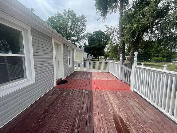 2nd image of 504 Carroll Ave