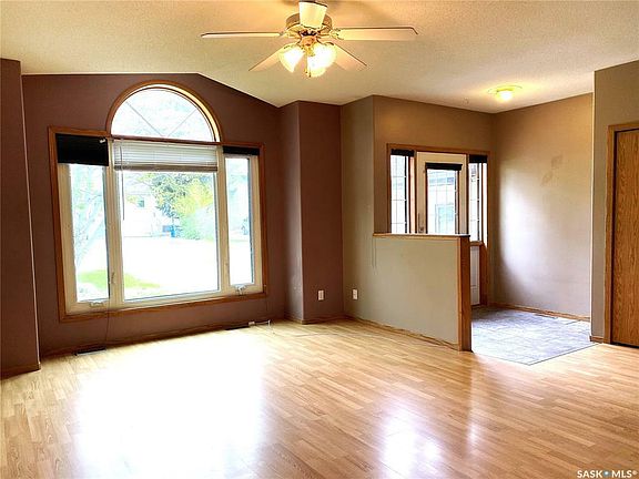 4th image of 632 6th St