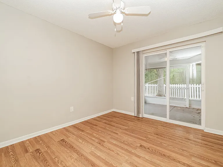 6713 Summer Cove Dr — Photo 12