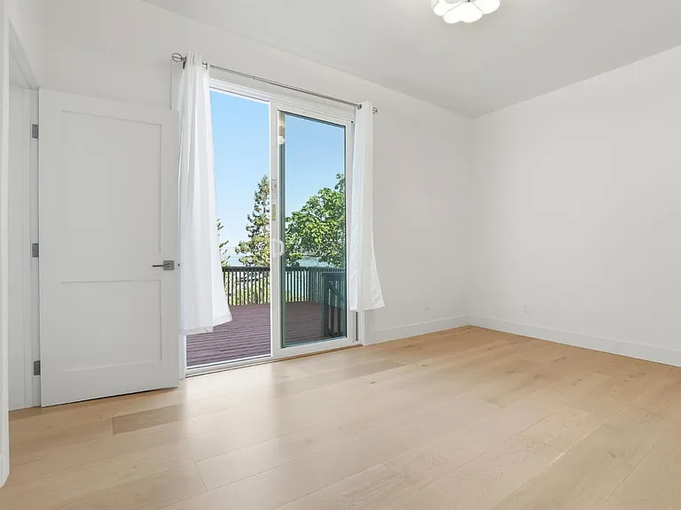 172 Bella Vista Ave #C — Photo 14