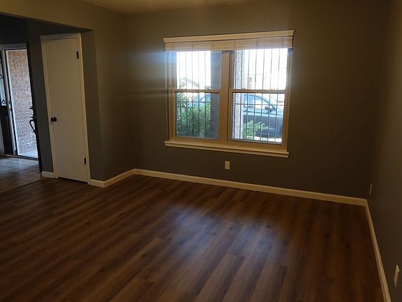 4th image of 6604 Amposta Dr