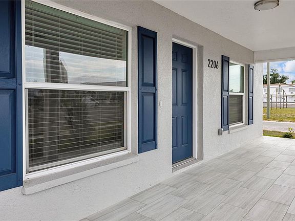 4th image of 2206 53RD AVENUE E
