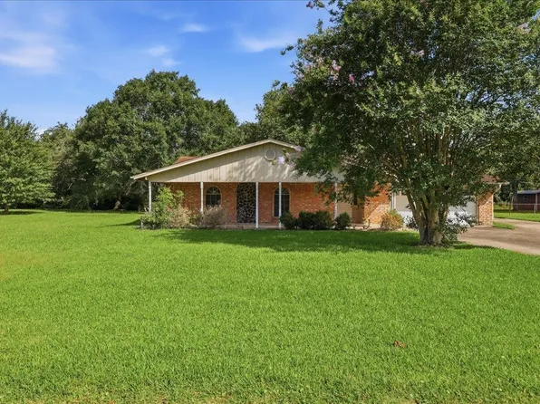 252 Cherry Ln, Bridge City, TX 77611
