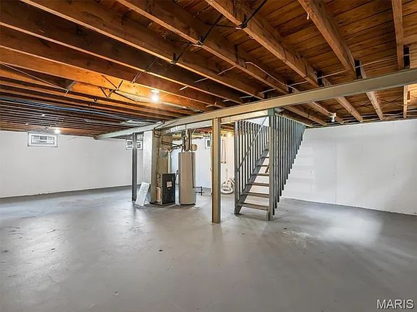 408 Crawford Rd