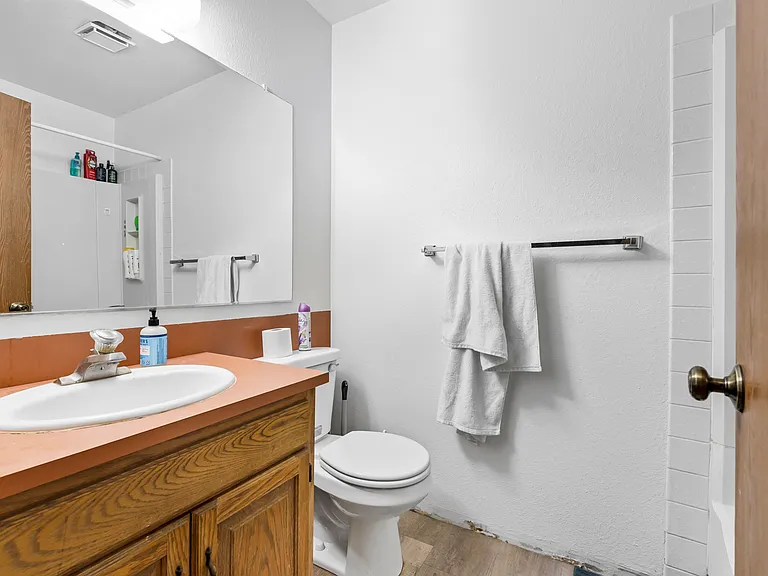 442 N 500 E #12 — Photo 7