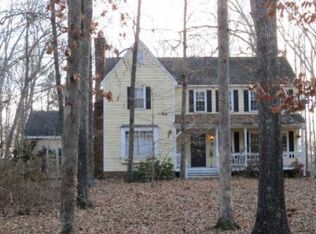 13307 Queensgate Rd, Midlothian, VA 23114