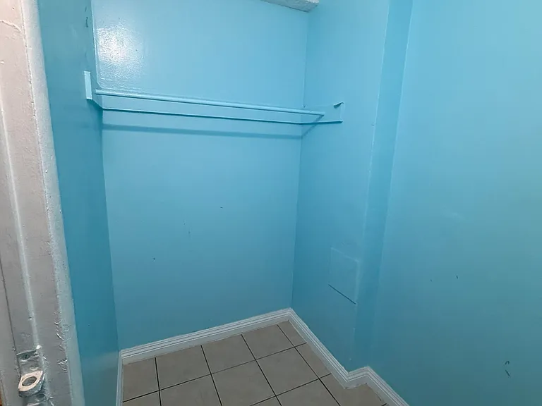 5042 Valley Blvd #4 — Photo 12