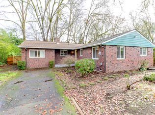 8325 Tuckaway Ave SW, Lakewood, WA 98499