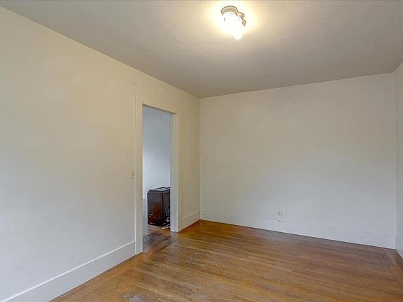 4th image of 517 Everett Ave