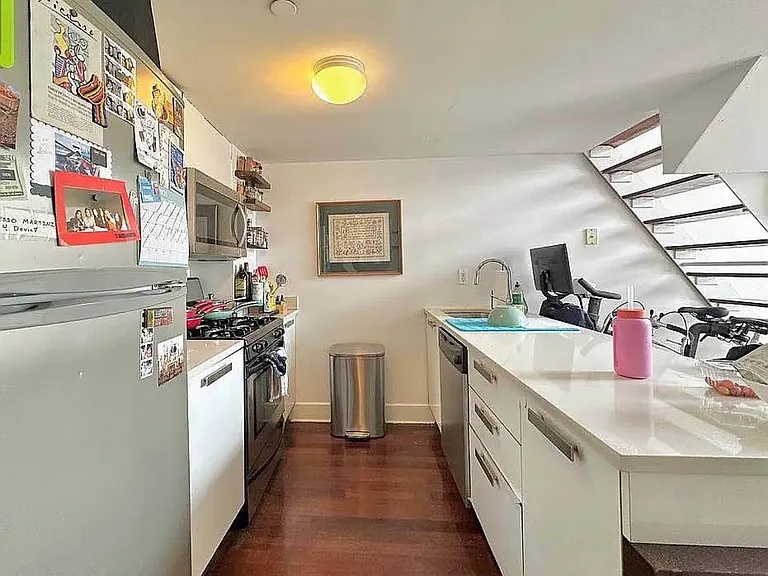 14 Meserole St #2B — Photo 2